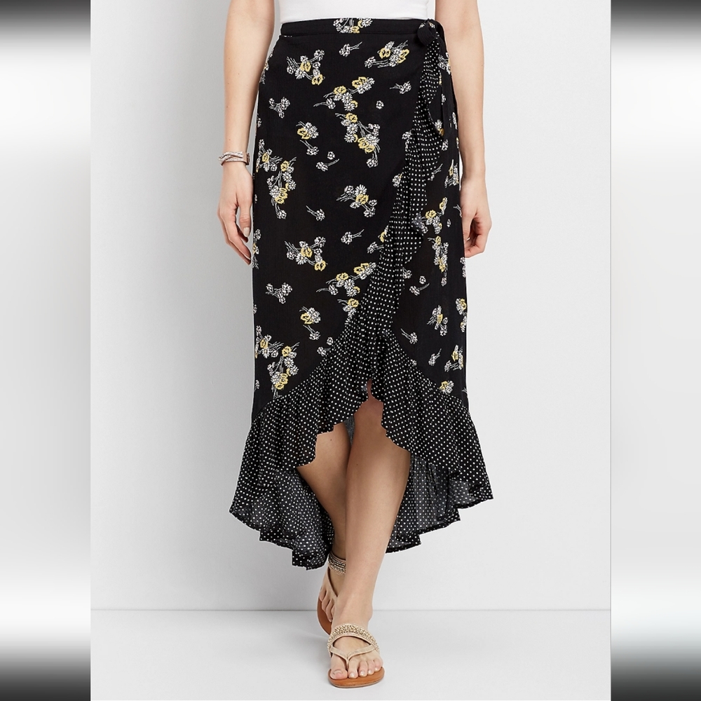 New! Maurice's skirt ladies size small